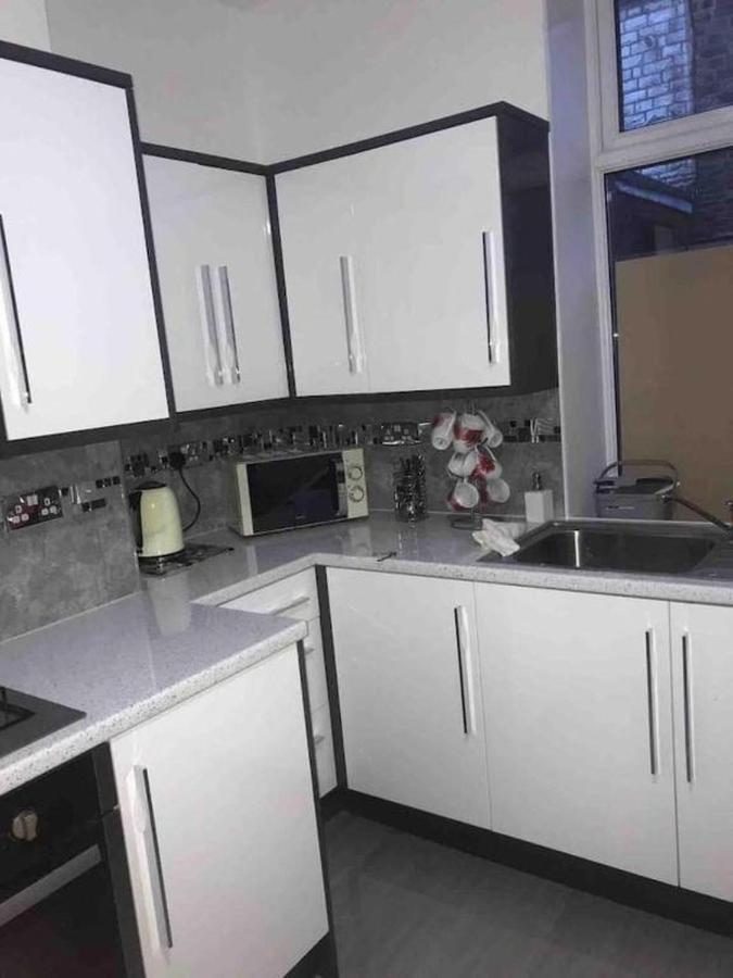 بيرنلي Entire Whalley House المظهر الخارجي الصورة